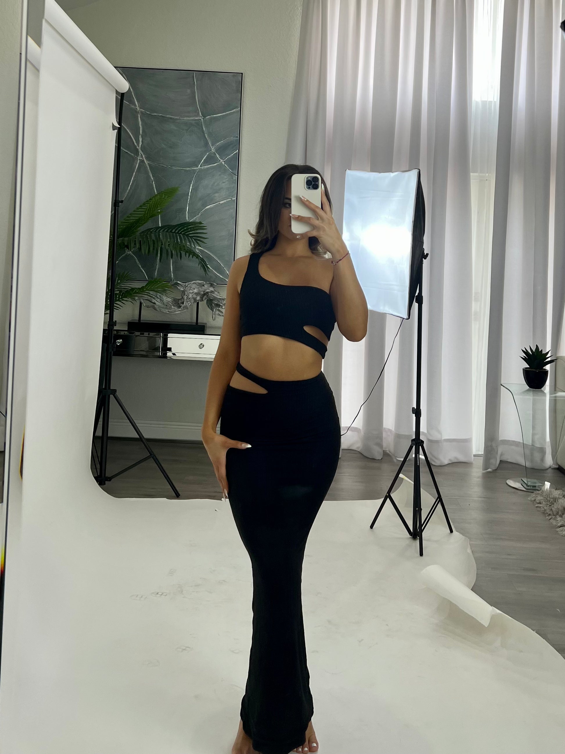 BEA SIDE SLIT SKIRT